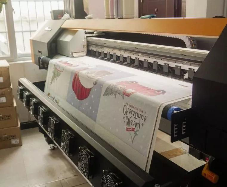 向老外出口圣誕用品，浙江義烏商人年銷數(shù)千萬(wàn)